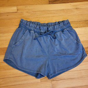 Universal Thread Shorts